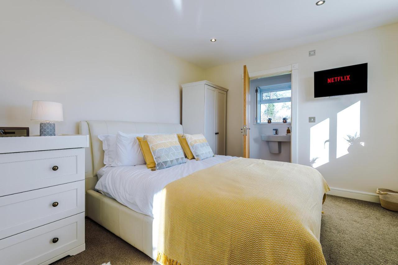 "Woodlands" By Greenstay Serviced Accommodation - Luxury 3 Bed Cottage In North Wales With Stunning Countryside Views & Parking - Close To Glan Clwyd Hospital - The Perfect Choice For Contractors, Business Travellers, Families And Groups Bodelwyddan Luaran gambar