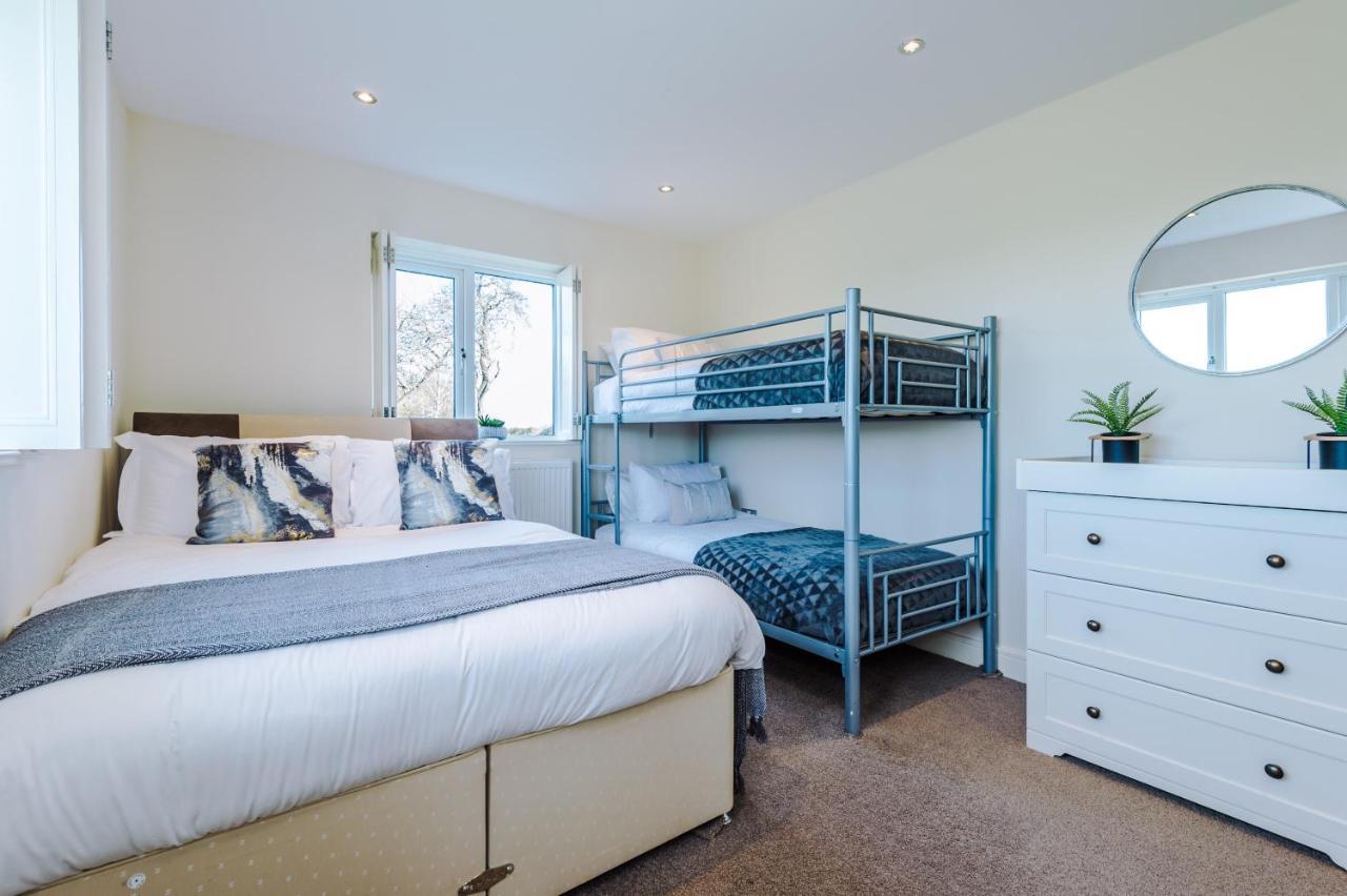 "Woodlands" By Greenstay Serviced Accommodation - Luxury 3 Bed Cottage In North Wales With Stunning Countryside Views & Parking - Close To Glan Clwyd Hospital - The Perfect Choice For Contractors, Business Travellers, Families And Groups Bodelwyddan Luaran gambar