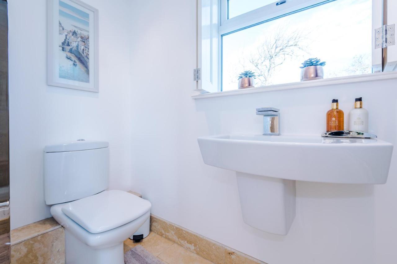"Woodlands" By Greenstay Serviced Accommodation - Luxury 3 Bed Cottage In North Wales With Stunning Countryside Views & Parking - Close To Glan Clwyd Hospital - The Perfect Choice For Contractors, Business Travellers, Families And Groups Bodelwyddan Luaran gambar